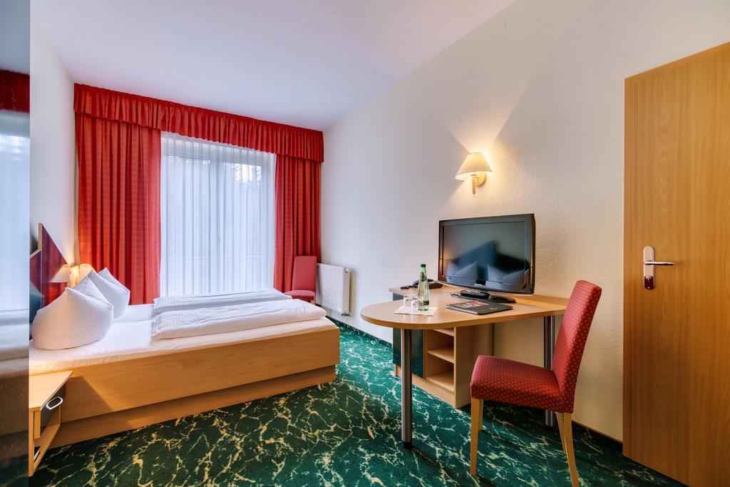Waldhotel Vogtland Klingenthal Zewnętrze zdjęcie